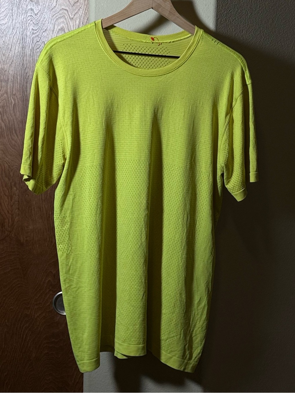 Lululemon Lime Green Athletic T-Shirt Women’s Oversized Performance Tee